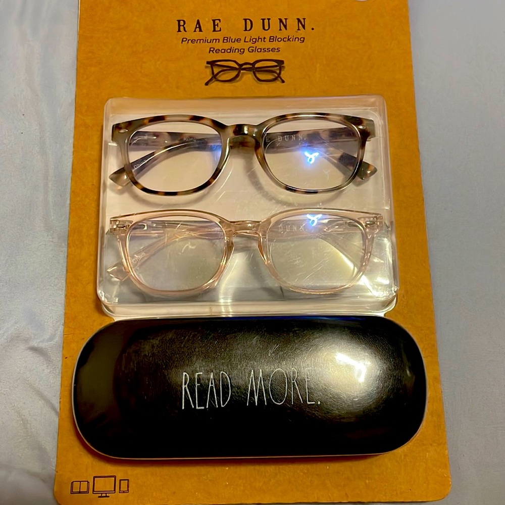 RAE DUNN set of glasses